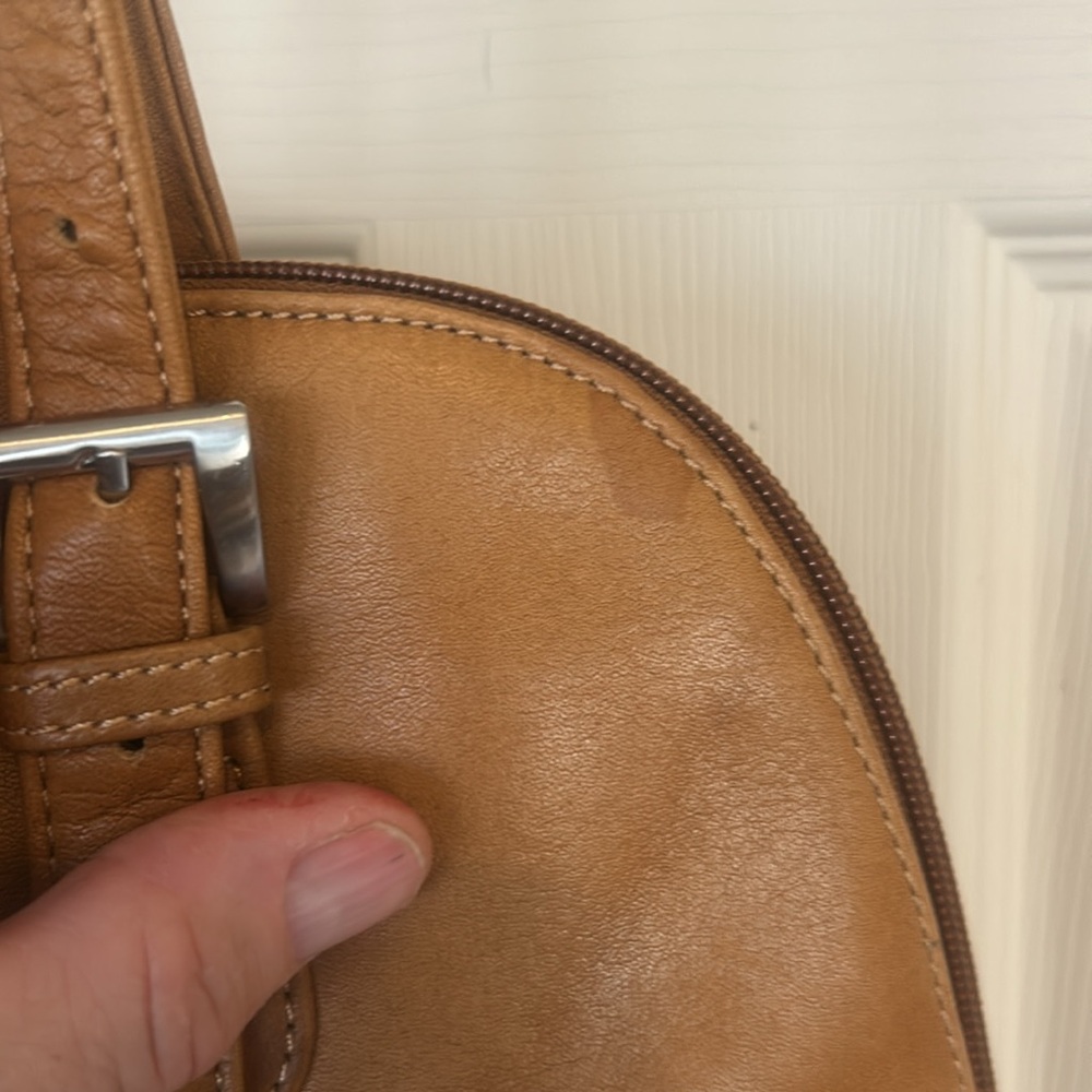 Tignanello Tan Leather Shoulderbag- EUC - Picture 10 of 16